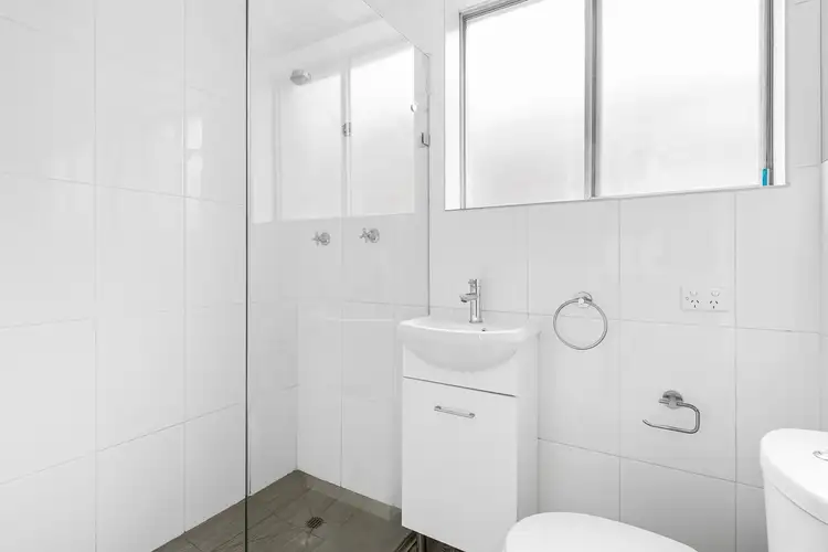 Sixth view of Homely apartment listing, 7/98 Howard Avenue, Dee Why NSW 2099