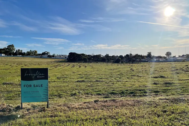 LOT 6, 22 Casey Road, Port Broughton SA 5522