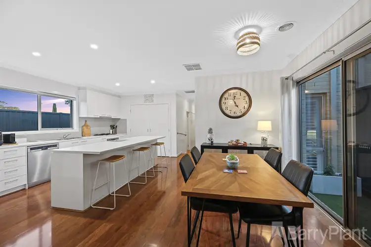 Fifth view of Homely unit listing, 1/275A Princes Way, Drouin VIC 3818