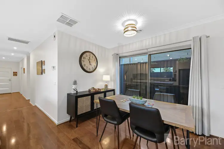 Sixth view of Homely unit listing, 1/275A Princes Way, Drouin VIC 3818