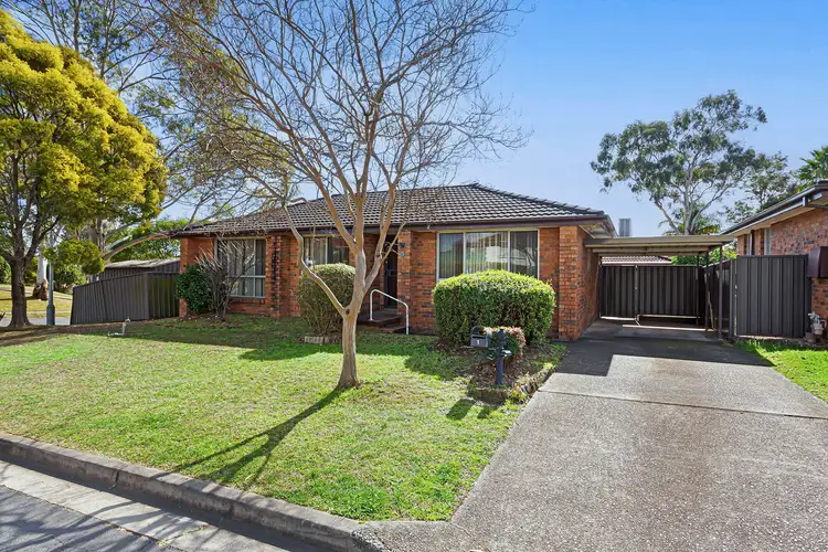 1 Fontana Close, St Clair NSW 2759