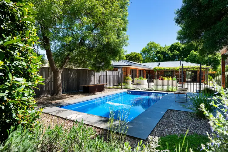 12 Gaulton Street, Castlemaine VIC 3450