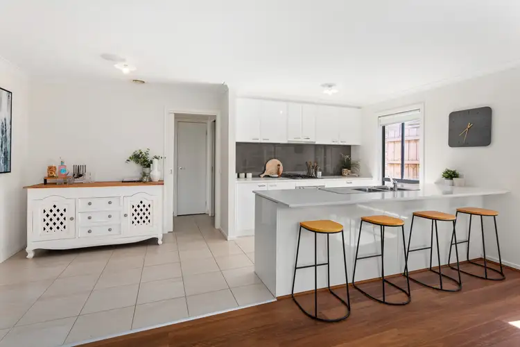Fifth view of Homely house listing, 11 Sandstone Circuit, Carrum Downs VIC 3201