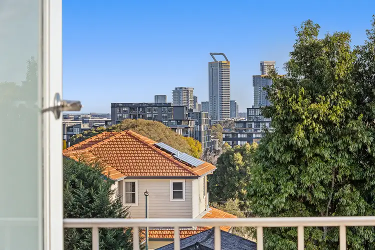 2/822 Victoria Road, Ryde NSW 2112