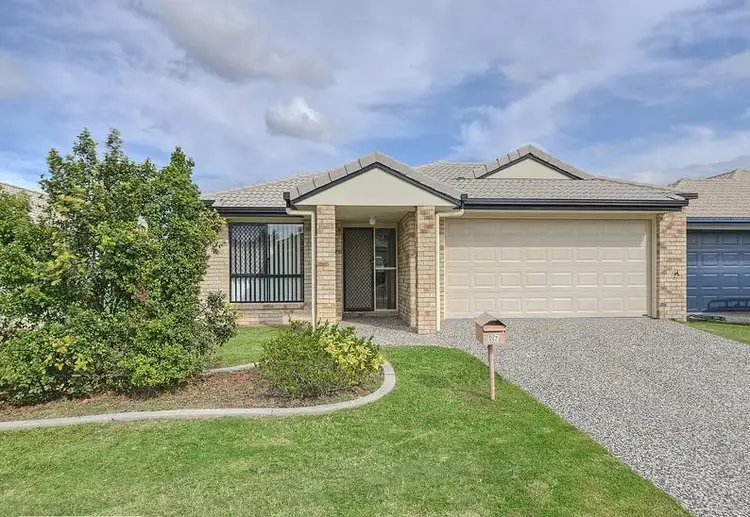 27 Hubner Drive, Rothwell QLD 4022
