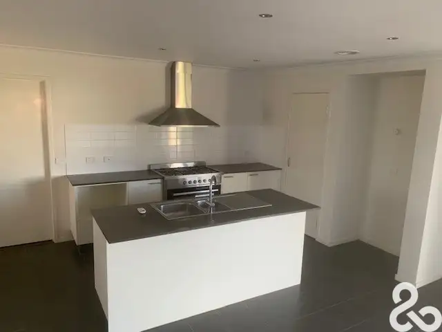 Second view of Homely house listing, 7 Everlasting Chase, Whittlesea VIC 3757