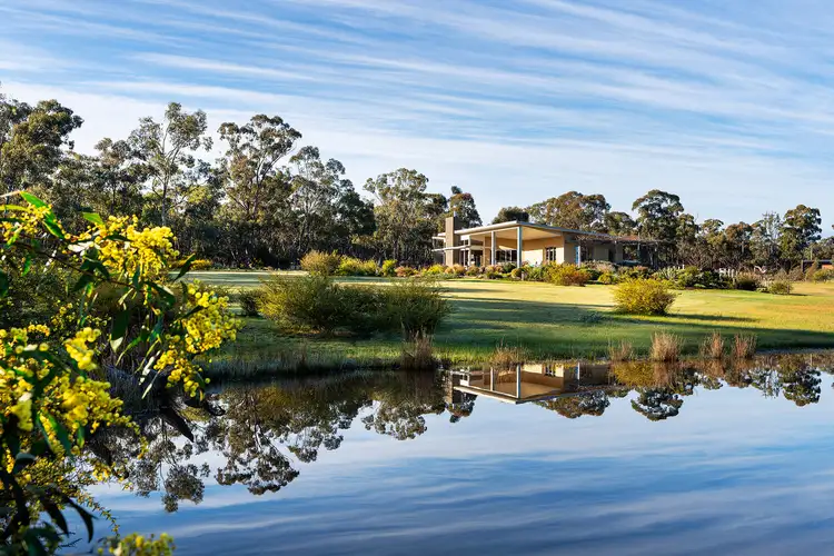 83 Sawmill Road, Mckenzie Hill VIC 3451