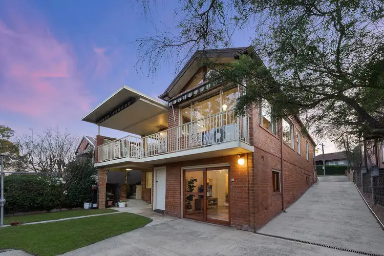 23 Hinkler Crescent, Lane Cove NSW 2066