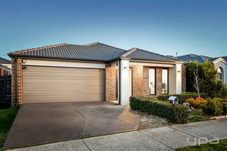 Second view of Homely house listing, 5 Honey Flower Way, Greenvale VIC 3059
