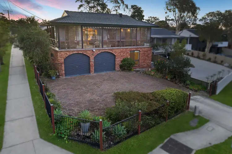 220 Lakedge Avenue, Berkeley Vale NSW 2261