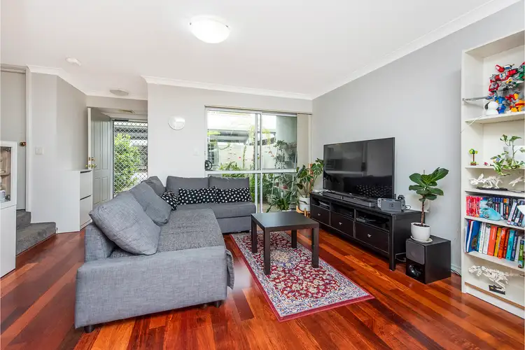 23/2 Waterway Court, Churchlands WA 6018