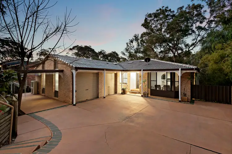 128 Glad Gunson Drive, Eleebana NSW 2282