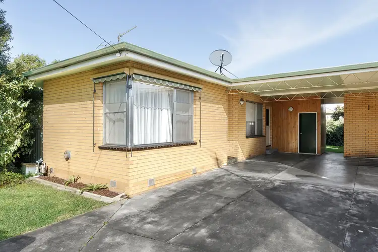 2/16 Jennings Street, Colac VIC 3250