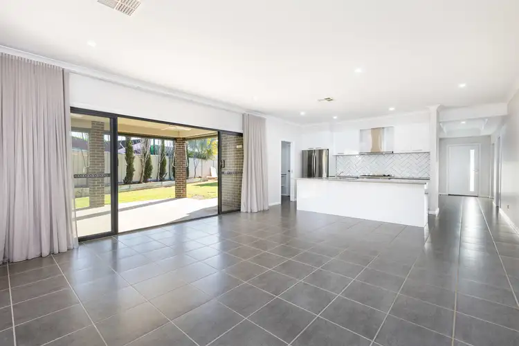 Fifth view of Homely house listing, 3 Brooklyn Court, Mildura VIC 3500