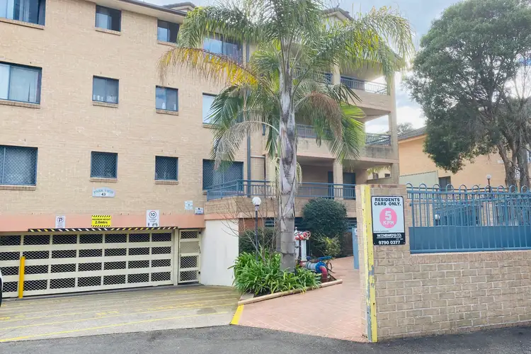 4/43 Northam Avenue, Bankstown NSW 2200