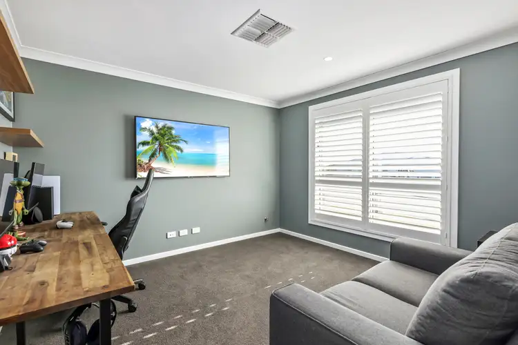 Sixth view of Homely house listing, 1 Corvina Close, Tamworth NSW 2340