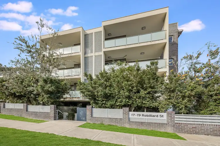 16/17 Robilliard Street, Mays Hill NSW 2145