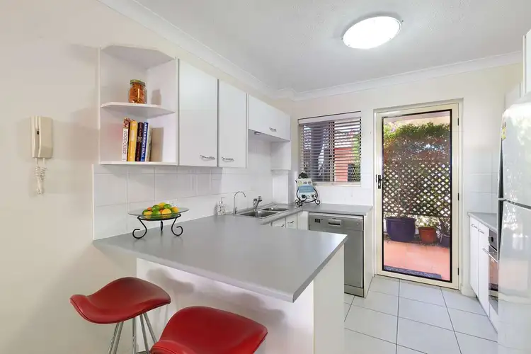 Fourth view of Homely unit listing, 2/88 Prince Street, Annerley QLD 4103