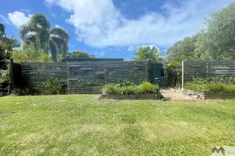 46 Waite Street, Machans Beach QLD 4878