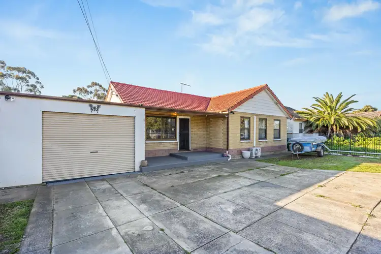 12 Thorne Crescent, Mitchell Park SA 5043