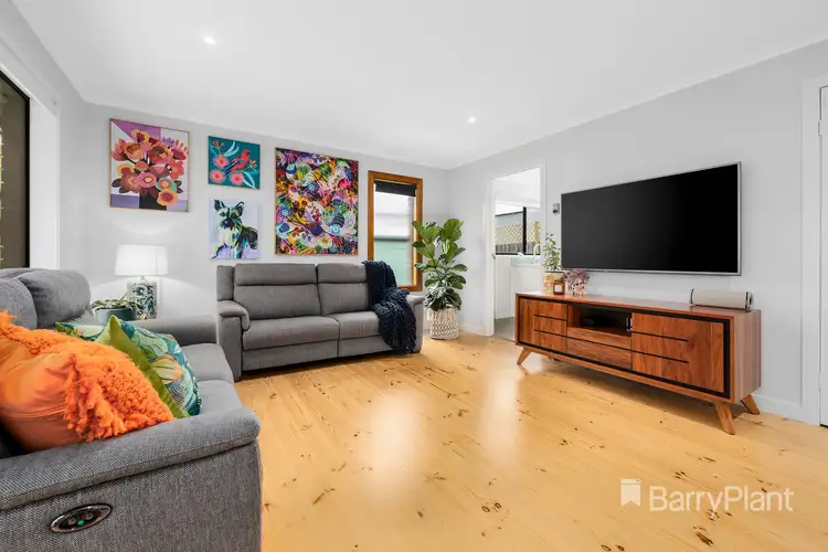 Fifth view of Homely house listing, 32 Cunningham Drive, Mill Park VIC 3082