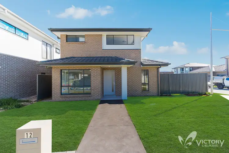 12 Swift Avenue