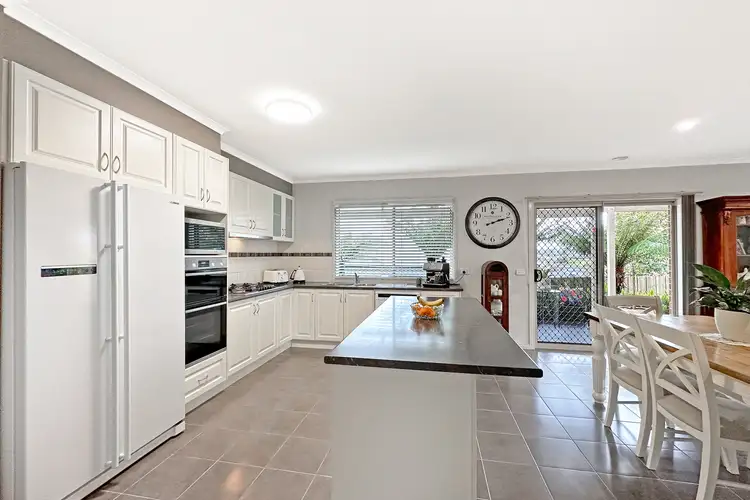 Fifth view of Homely house listing, 10 Toorongo Street, Drouin VIC 3818