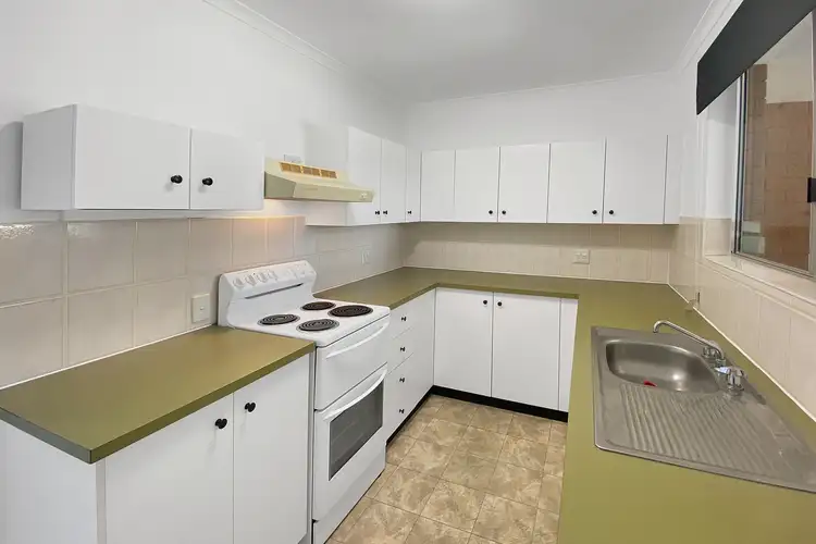 Third view of Homely unit listing, 2/96 Beerburrum Street, Battery Hill QLD 4551