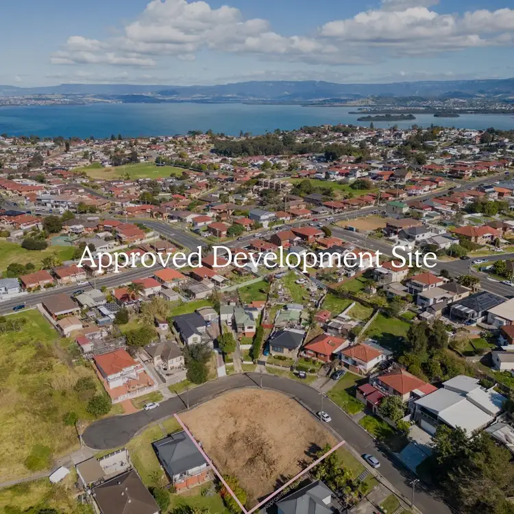 19 Malcolm Avenue, Cringila NSW 2502