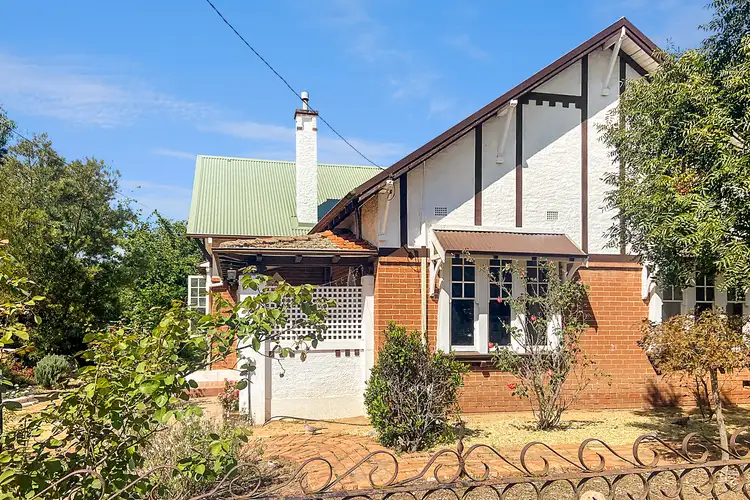 4-6 Shelley Street