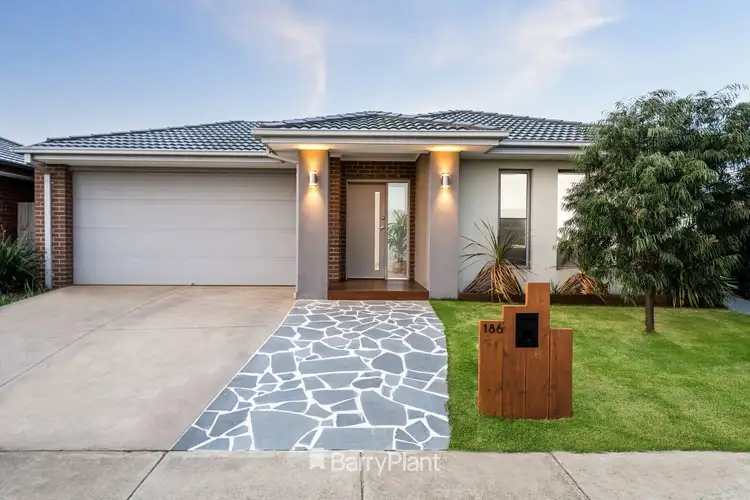 Second view of Homely house listing, 186 Warralily Boulevard, Armstrong Creek VIC 3217