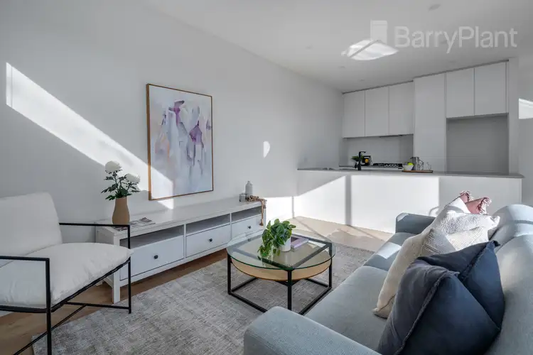 Main view of Homely townhouse listing, 1/500 Plenty Road, Preston VIC 3072