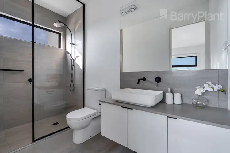 Fifth view of Homely townhouse listing, 1/500 Plenty Road, Preston VIC 3072