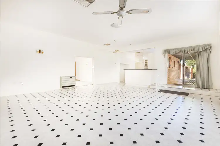 Fourth view of Homely house listing, 90 Sunnycliffs Crescent, Red Cliffs VIC 3496