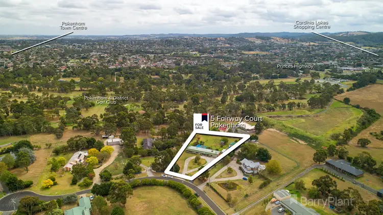 Second view of Homely house listing, 5 Fairway Court, Pakenham VIC 3810