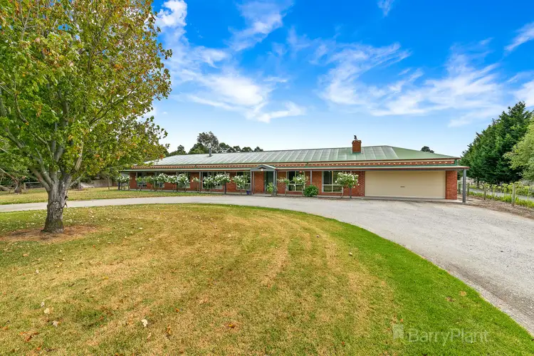 Third view of Homely house listing, 5 Fairway Court, Pakenham VIC 3810