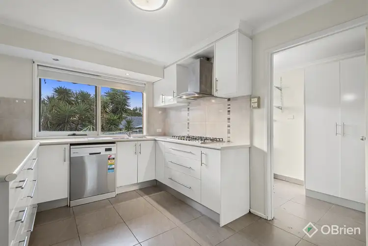 Fourth view of Homely house listing, 3 Chester Court, Endeavour Hills VIC 3802