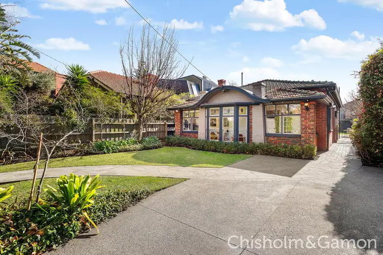 4 Pozieres Avenue, Elwood VIC 3184