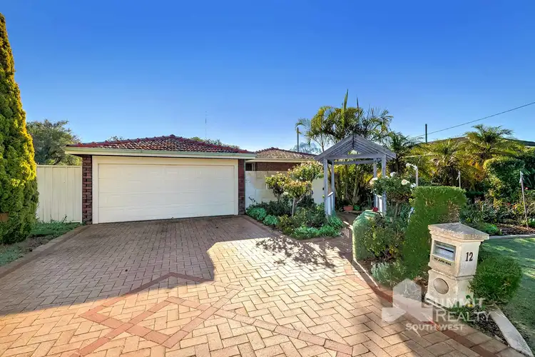12 Dunbarton Way, Withers WA 6230
