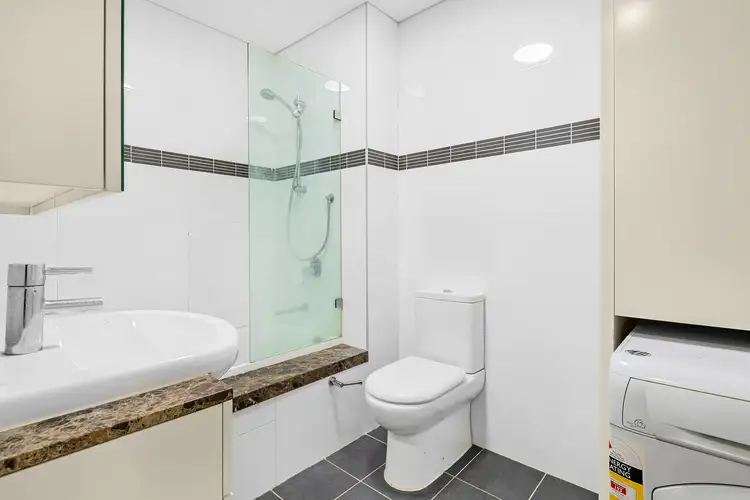 Sixth view of Homely unit listing, 204/21-23 Enmore Road, Newtown NSW 2042