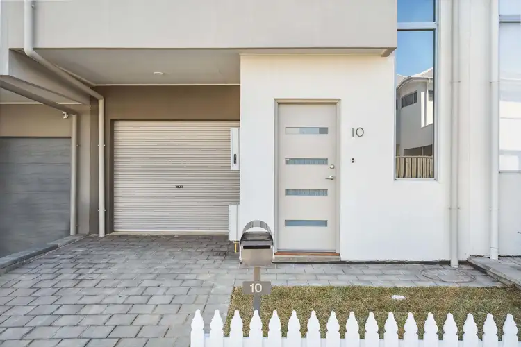 Second view of Homely house listing, 10 George Crescent, Noarlunga Downs SA 5168