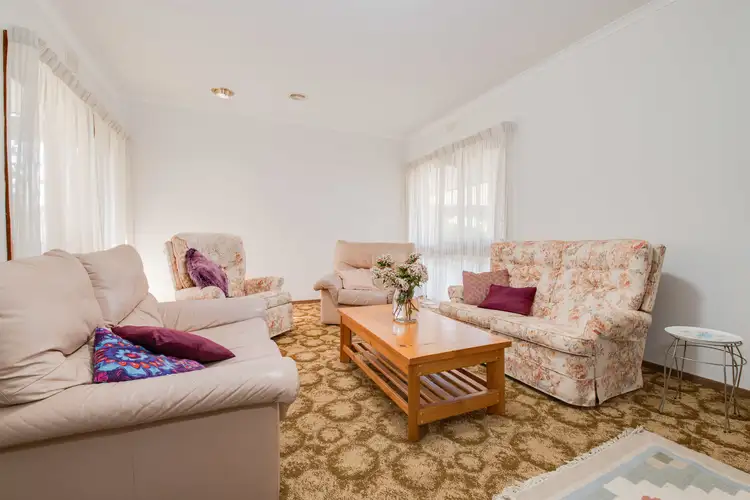 Second view of Homely house listing, 7 Merinda Court, Mildura VIC 3500