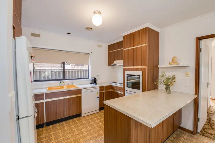 Sixth view of Homely house listing, 7 Merinda Court, Mildura VIC 3500