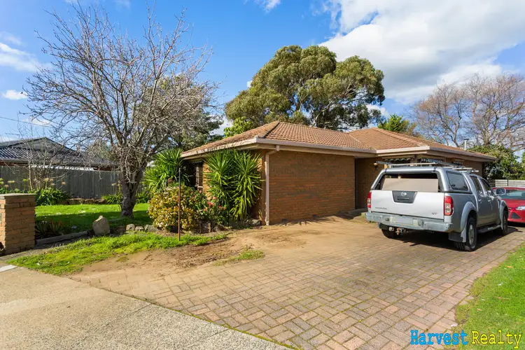 20 Lauren Drive, Hampton Park VIC 3976
