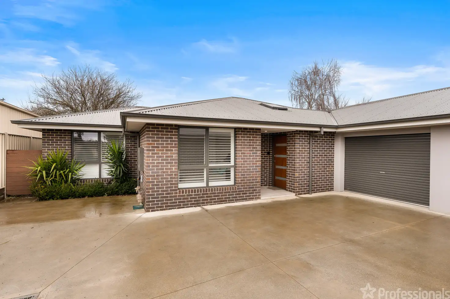 Main view of Homely semi-detached listing, 15 Breen Street, Orange NSW 2800