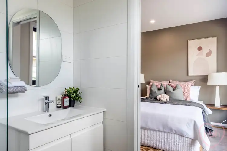 Sixth view of Homely semi-detached listing, 2/60 Arndell Street, Macquarie ACT 2614