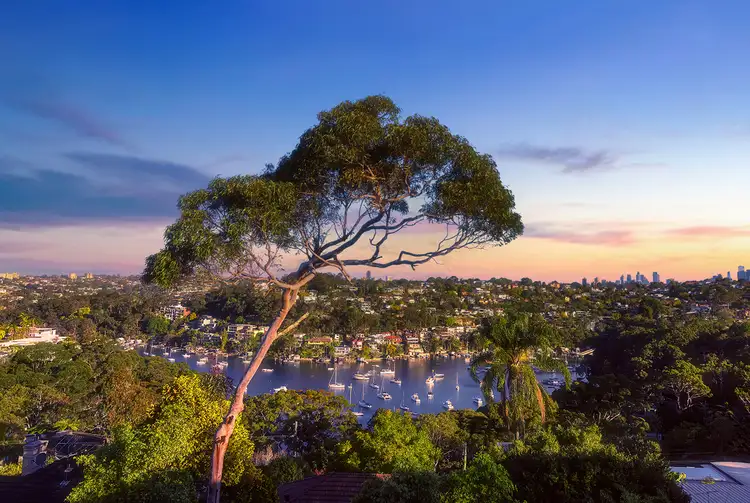 220 Edinburgh Road, Castlecrag NSW 2068