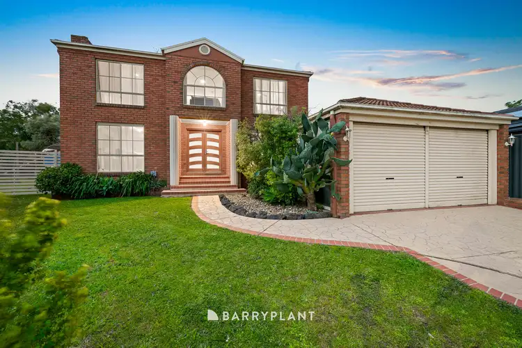 5 Lena Court, Berwick VIC 3806