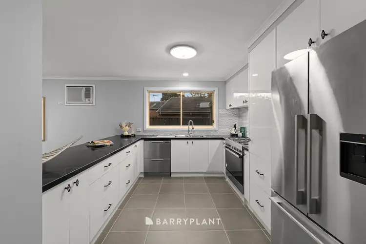 Sixth view of Homely house listing, 5 Lena Court, Berwick VIC 3806