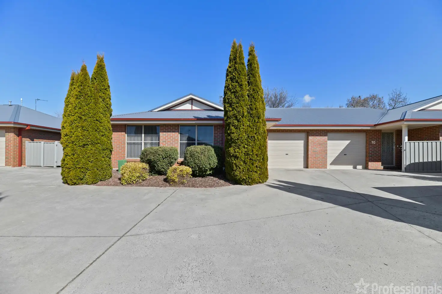 Main view of Homely villa listing, 11/4 Covent Close, Orange NSW 2800